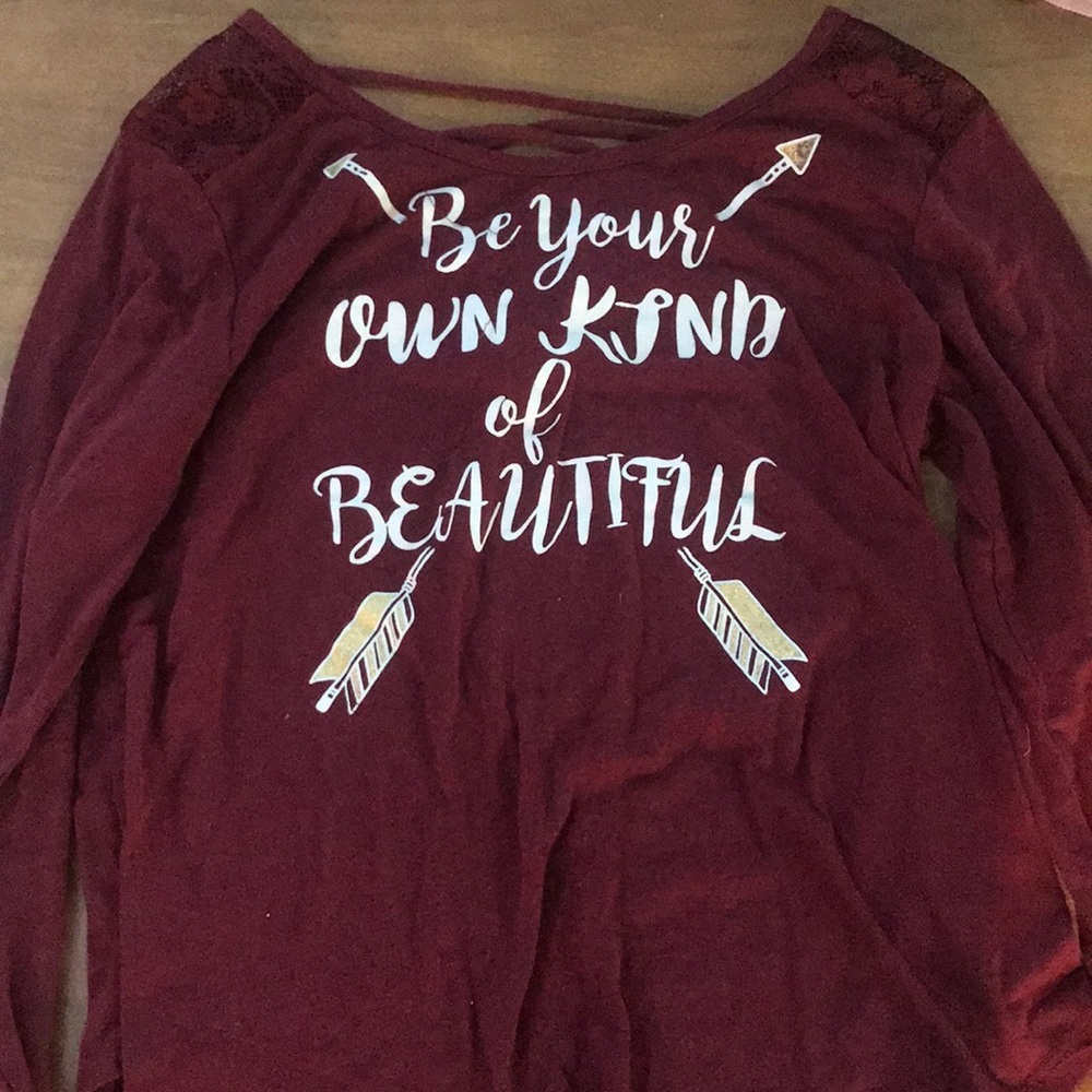 Maroon long sleeve decorative lace shoulder shirt